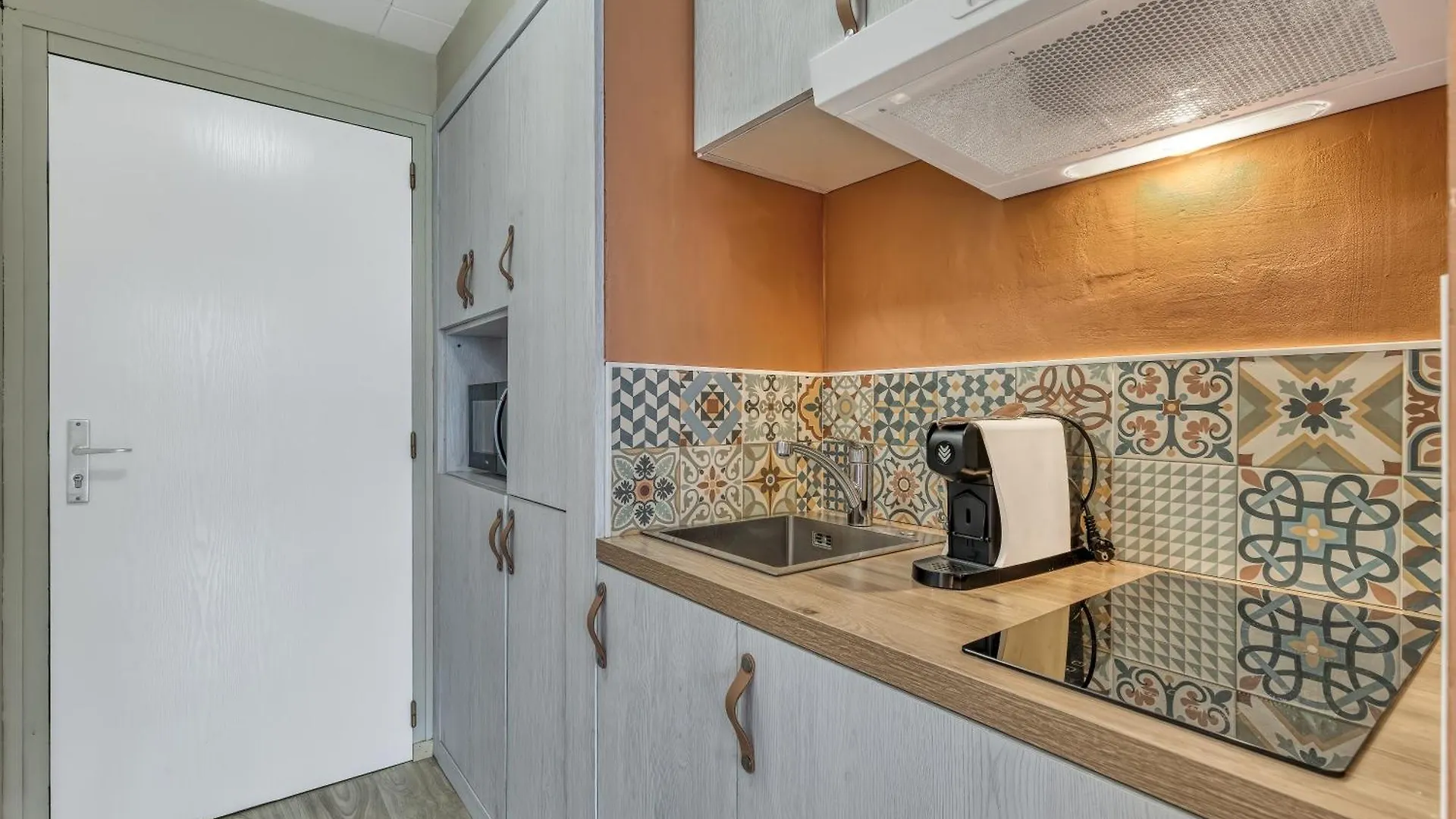 Studio Victoria Spa, Au Coeur Du Centre-Ville Cabine Hammam -Wifi -Grand Lit Double Queen Size 160X200Cm Aix-les-Bains Apartment